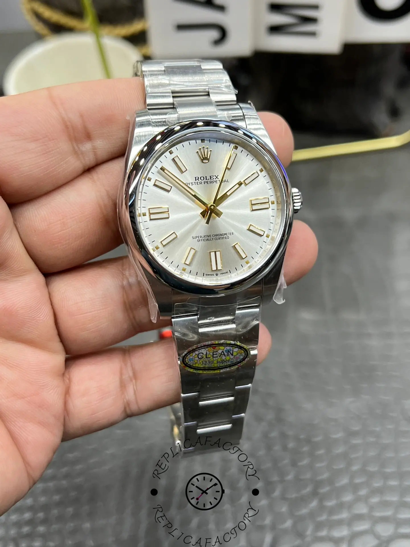 Rolex Oyster Perpetual 41 Silver Dial Steel M124300 0001 Men's Watch