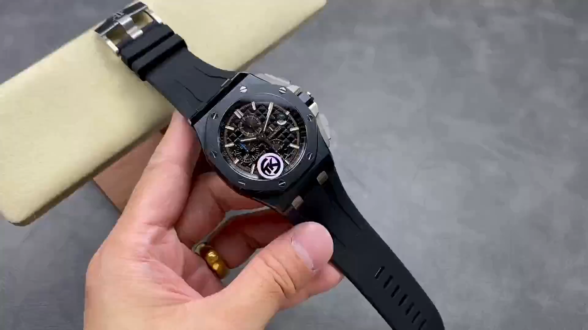 Luxury AP 26405CE.OO.A002CA.02 Royal Oak Offshore 1:1 Clone Black Dial