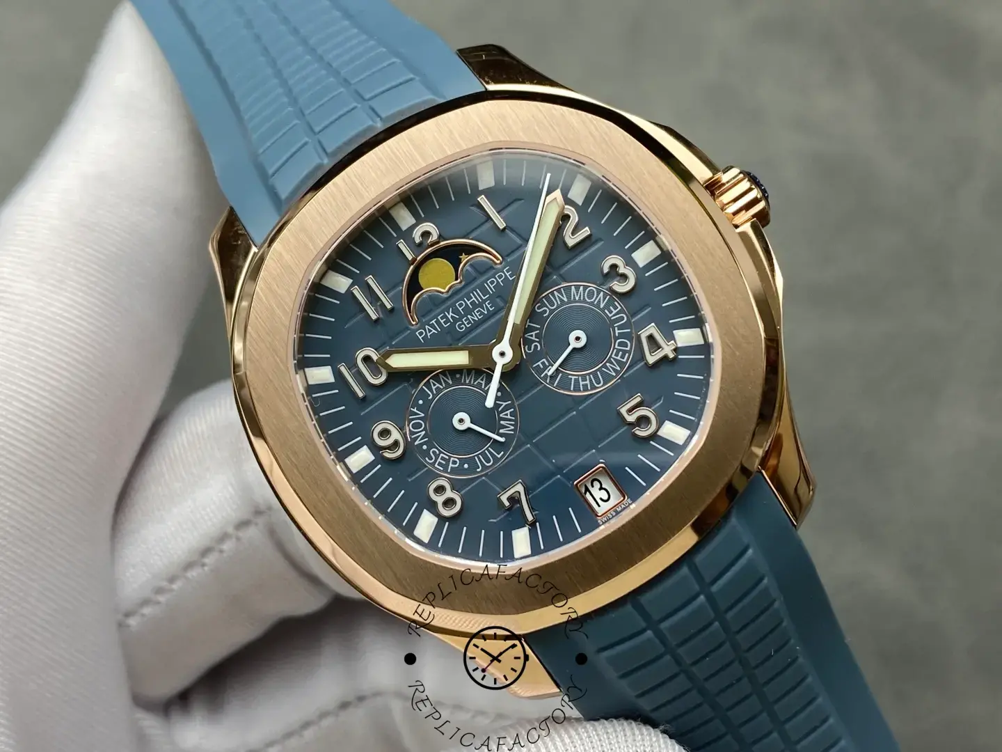 Replica Patek Philippe Aquanaut 5261R-001 Luce Annual Calendar