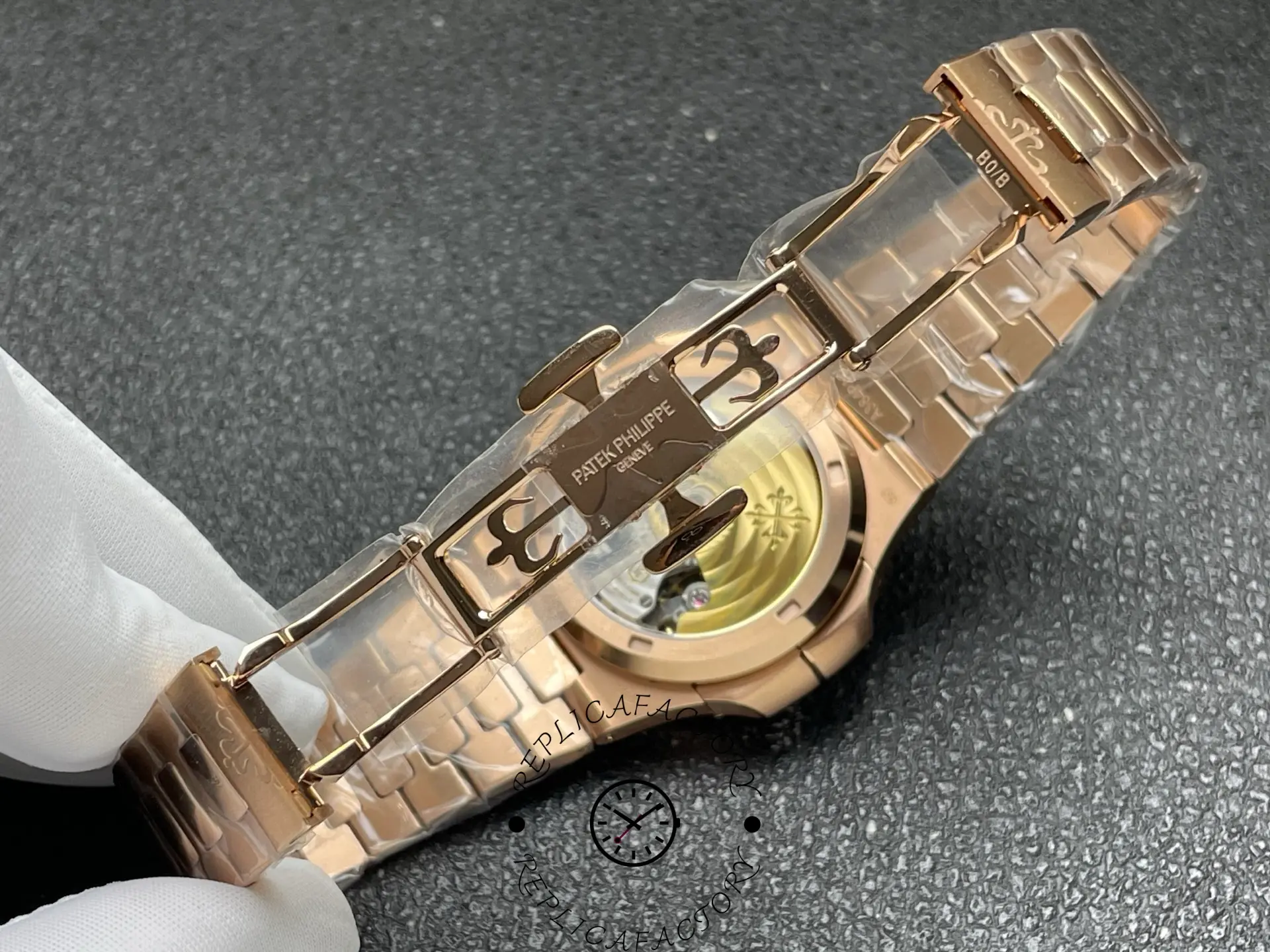 Patek Philippe 5990/1R-001 1:1 Clone Nautilus Blue Dial Watch