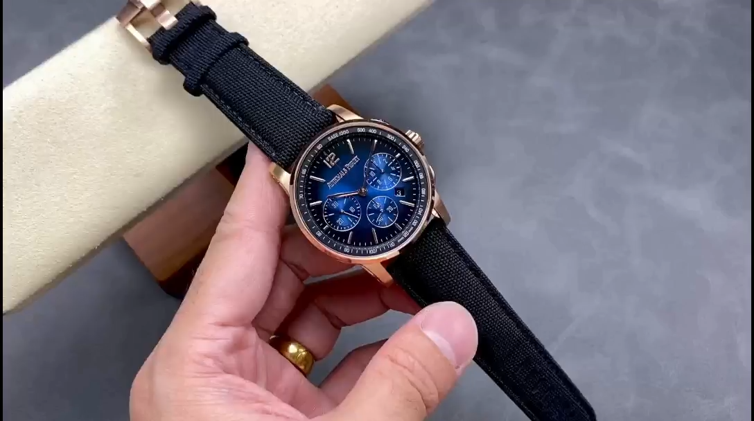 AP CODE 11.59 41 Automatic Smoked Blue Dial 26393OR.OO.A002KB.03 Replica