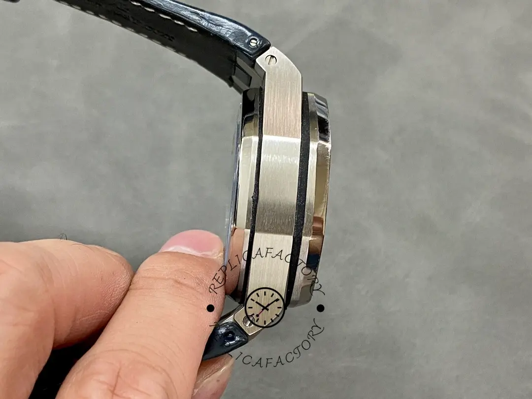 AP 26470ST.OO.A027CA.01 Royal Oak Offshore Replica Navy Leather 42mm Chrono