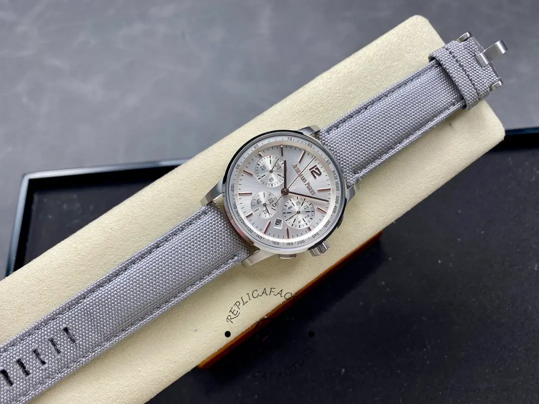 Luxury Replica AP 26393CR.OO.A009CR.01 CODE 11.59 41 Silvered Dial