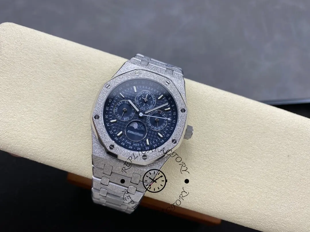AP 26574ST.OO.1220ST.02 Royal Oak Perpetual Calendar 1:1 Clone 41 Frosted Watch
