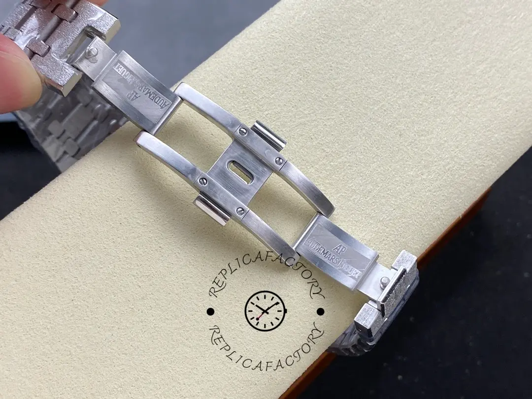 AP 26574ST.OO.1220ST.02 Royal Oak Perpetual Calendar 1:1 Clone 41 Frosted Watch