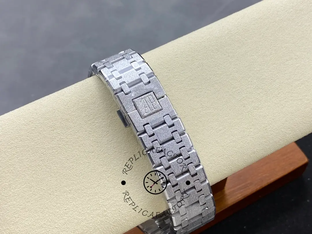 AP 26574ST.OO.1220ST.02 Royal Oak Perpetual Calendar 1:1 Clone 41 Frosted Watch