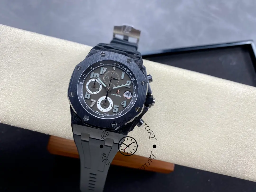 AP Royal Oak Offshore Forged Carbon Ginza7 26205AU.OO.D002CR.01 Replica Chronograph 42
