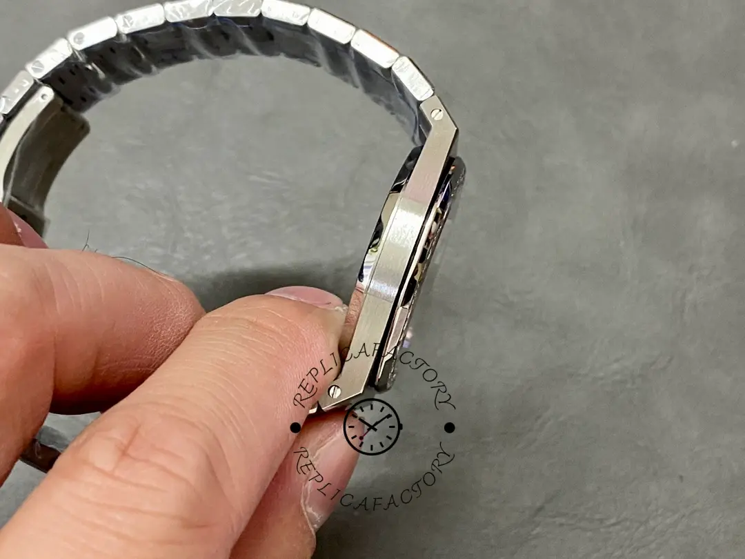 AP Royal Oak Quartz Diamond-Set 67651ST.ZZ.D002CR.01 904L Stainless Steel 1:1 Clone