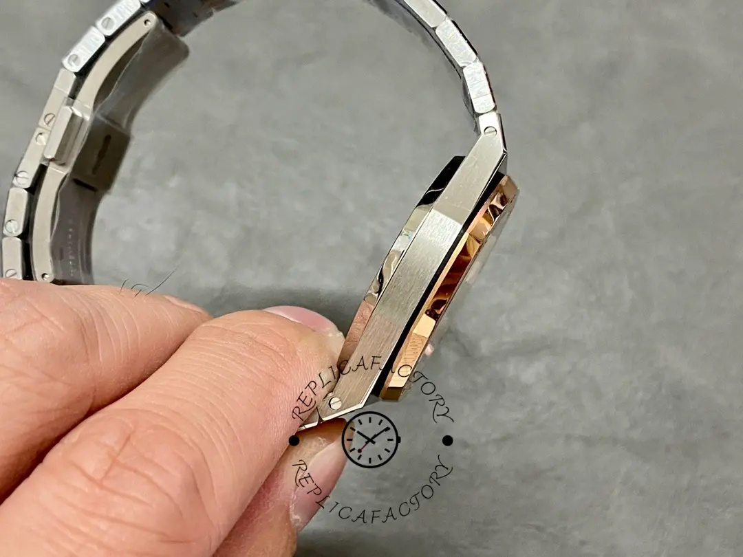 AP Royal Oak 37 Two-Tone 1:1 Clone 15550SR.OO.1356SR.01 Silver Unisex Watch