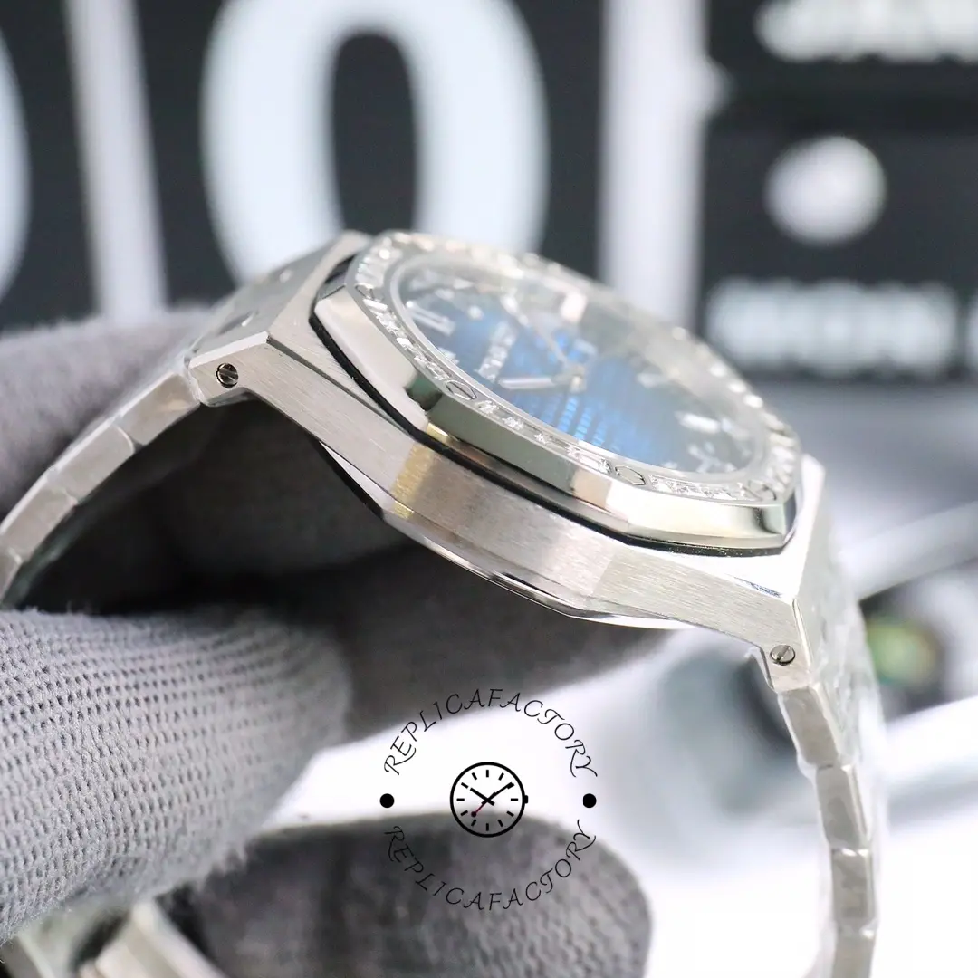 AP 15551BC.ZZ.1356BC.01 Royal Oak 37 Baguette Diamond-Set 1:1 Clone Smoked Blue