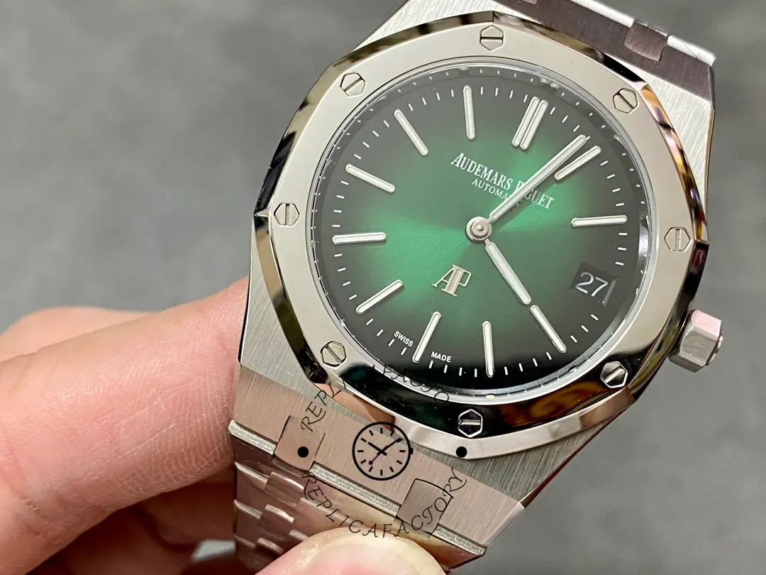 AP Royal Oak Jumbo Extra-Thin 39 15202PT.OO.1240PT.01 Smoked Green 1:1 Clone
