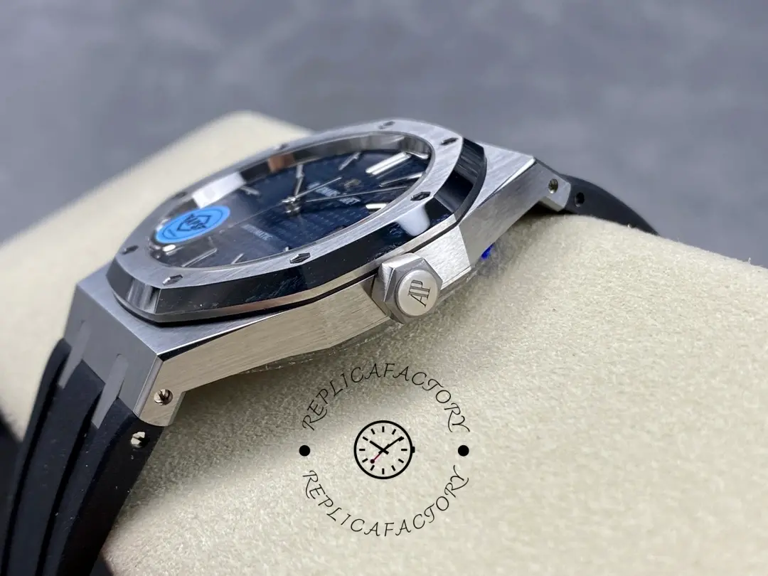 AP Royal Oak 15400ST.OO.1220ST.03 Blue Dial 1:1 Clone Black Rubber Strap