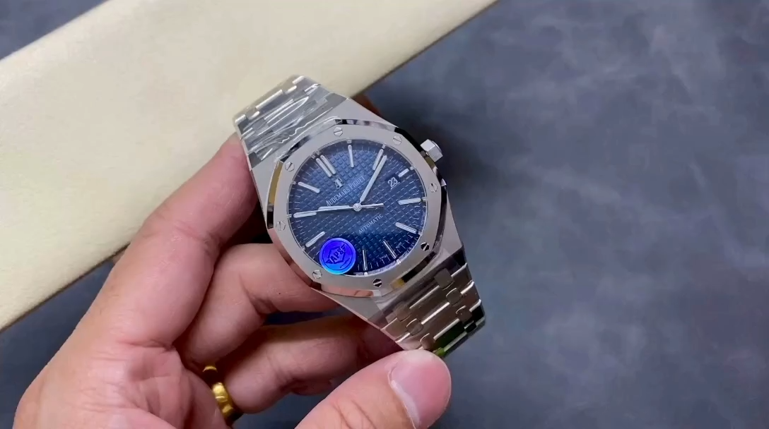 AP Royal Oak Selfwinding 41mm 15400ST.OO.1220ST.03 Blue Dial 1:1 Clone