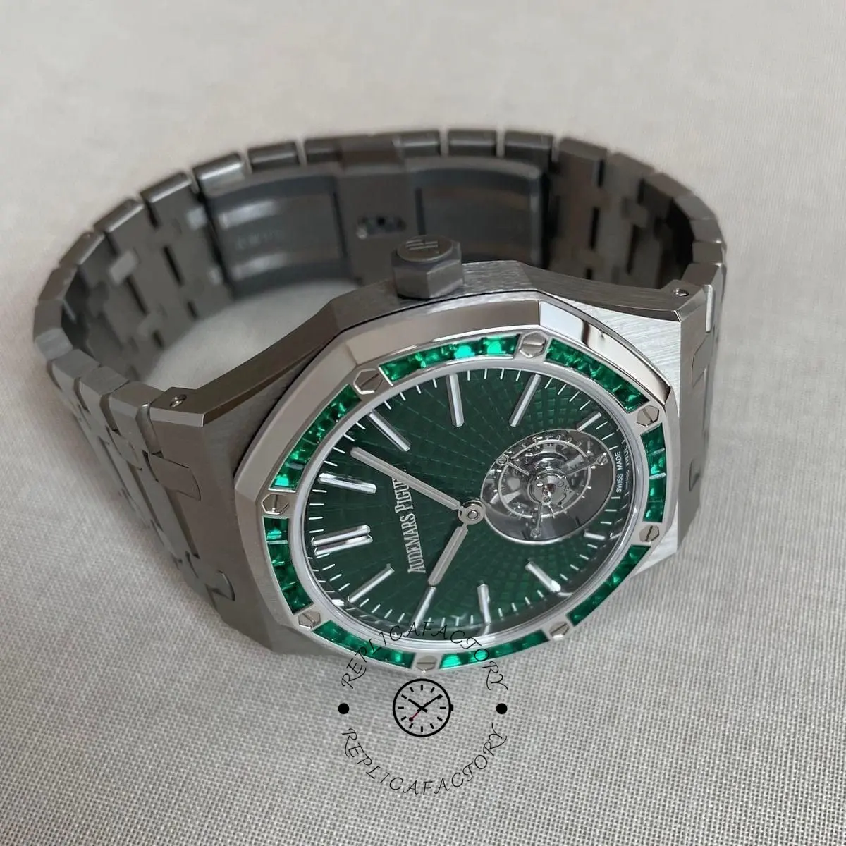 AP Royal Oak Flying Tourbillon 26532IC.EE.1220TI.01 1:1 Clone Titanium Emerald Bezel