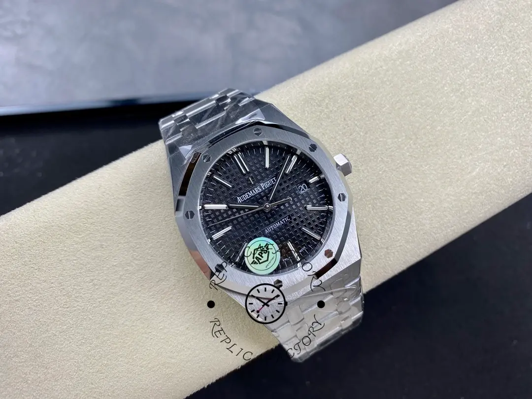 AP Royal Oak 41mm Black Dial 15400ST.OO.1220ST.01 Replica AP3126 Automatic