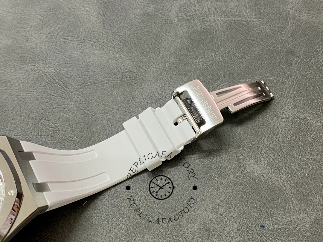AP Replica Royal Oak Selfwinding 15400ST.OO.1220ST.02 41 Silver Dial