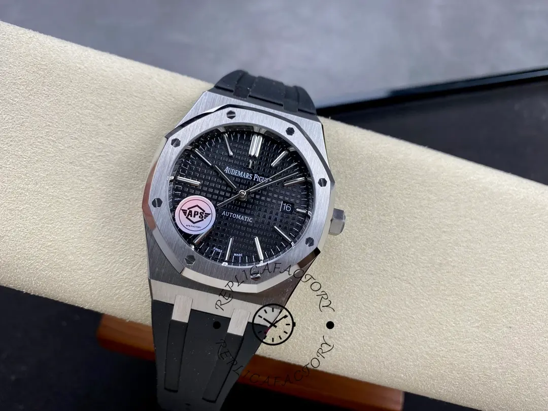 AP Royal Oak Automatic 41 15400ST.OO.1220ST.01 1:1 Clone Black Rubber Strap