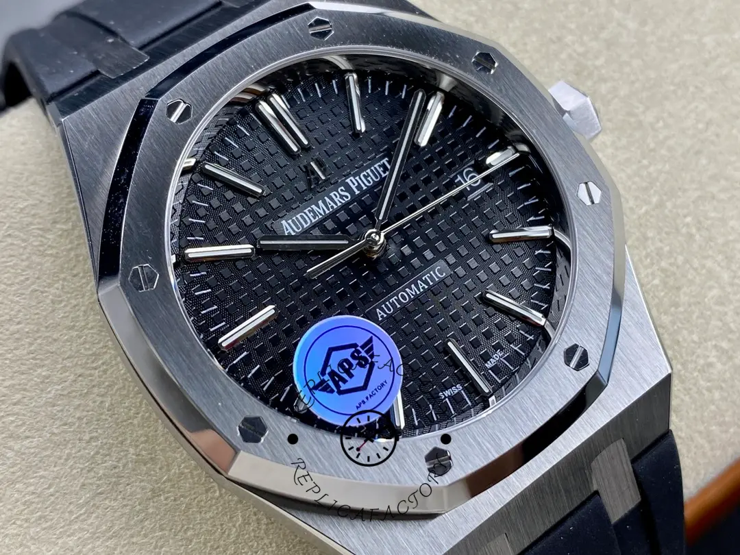 AP Royal Oak Automatic 41 15400ST.OO.1220ST.01 1:1 Clone Black Rubber Strap