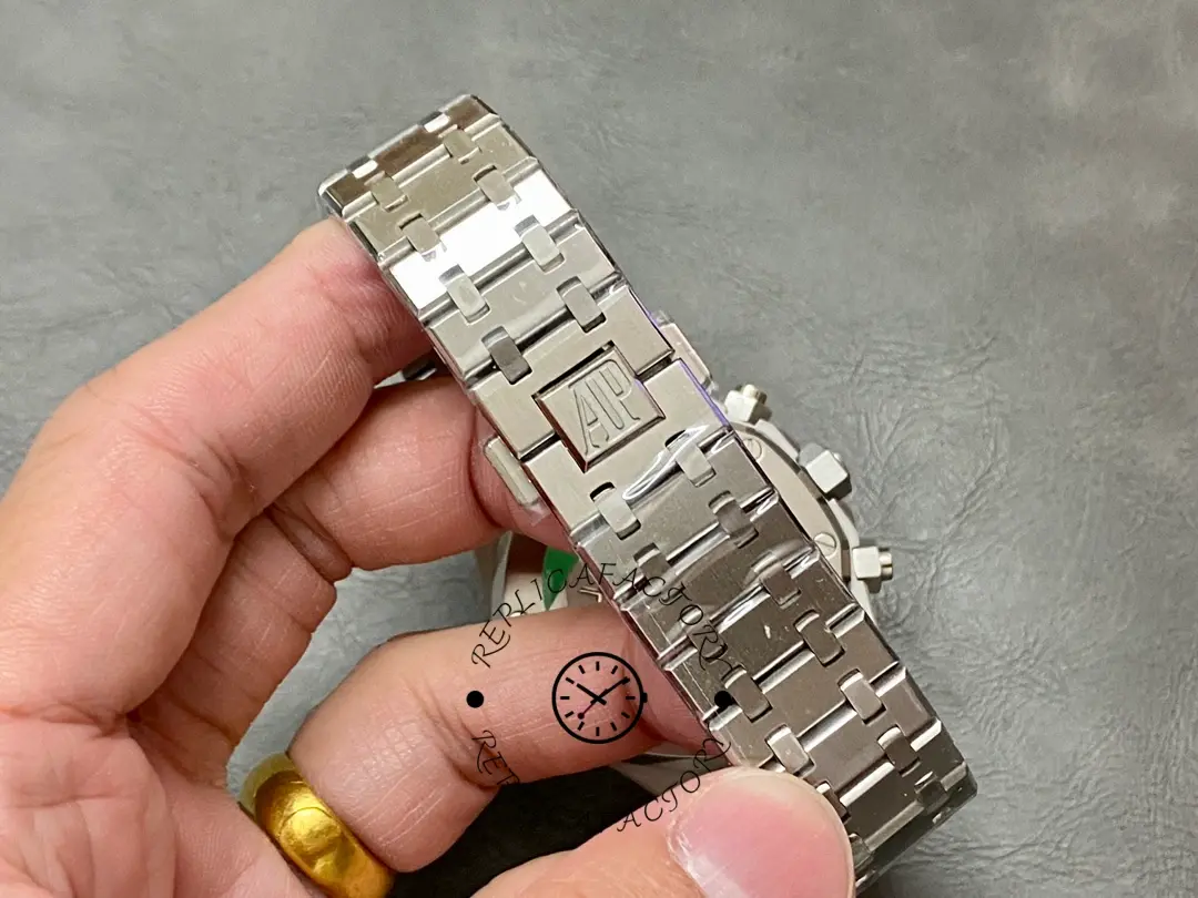 AP Royal Oak Chronograph 38MM 26315ST.OO.1256ST.01 Silver Dial Replica