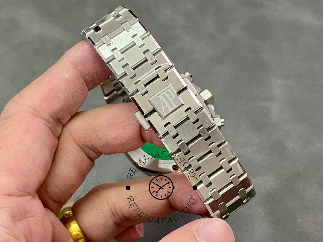 AP 25860ST.OO.1110ST.04 Replica Royal Oak Chrono 39mm Kasparov Steel Bracelet
