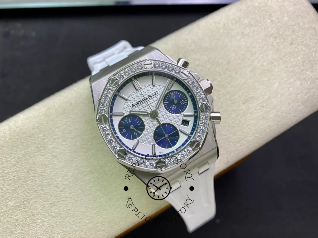 AP 26231ST.ZZ.D010CA.01 Replica Royal Oak Offshore Chronograph 37 Rubber Strap