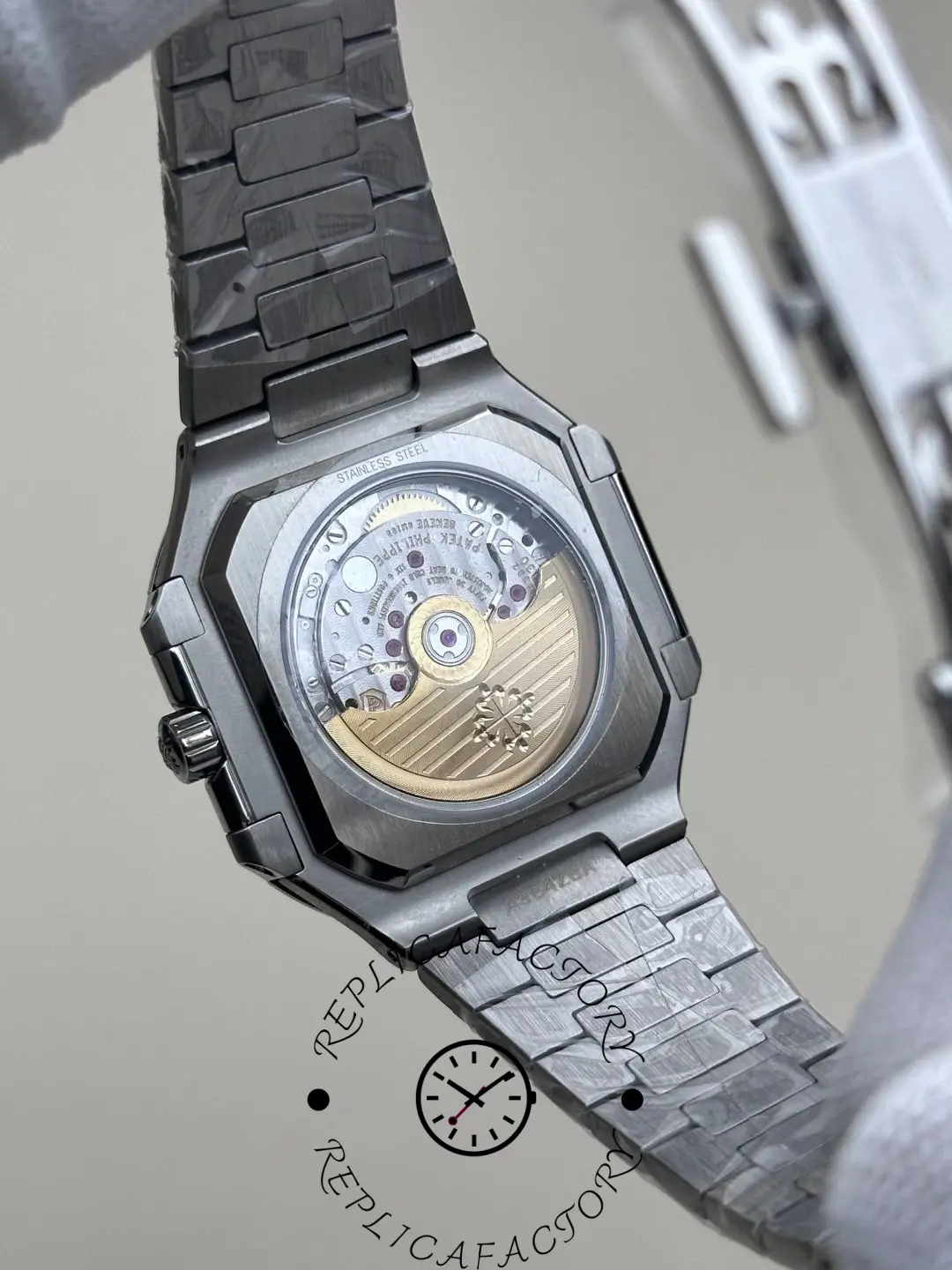 Patek Philippe Cubitus Date Sweep Seconds 5821 1A 001 Men's Watch