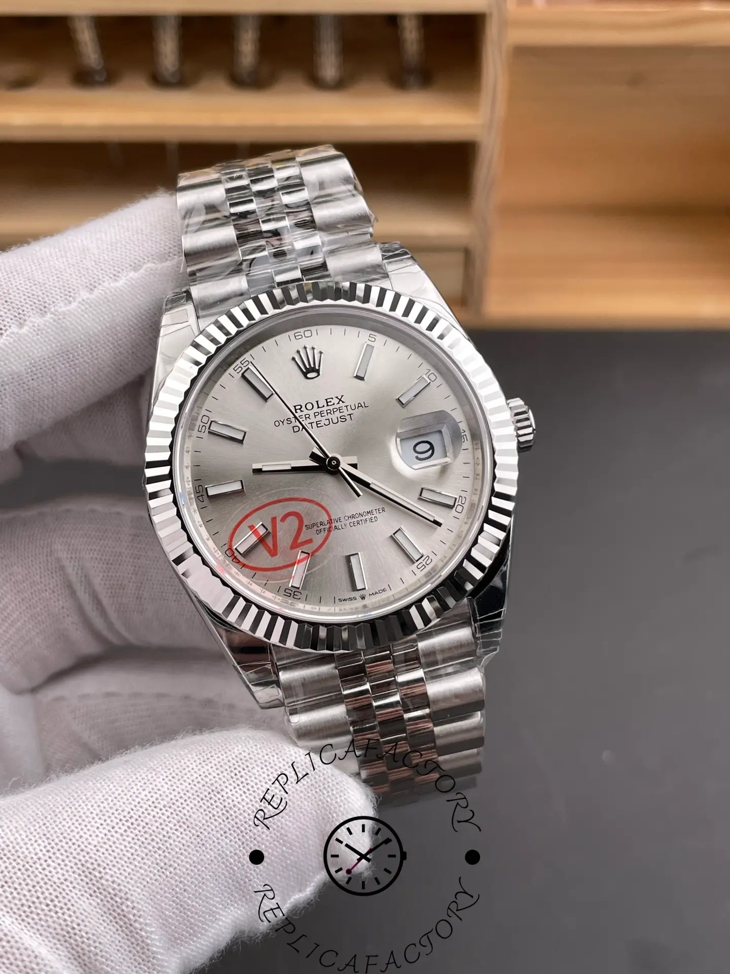 Rolex Datejust 41mm Stainless Steel 126334 0004 Silver Index Jubilee Mens Watch