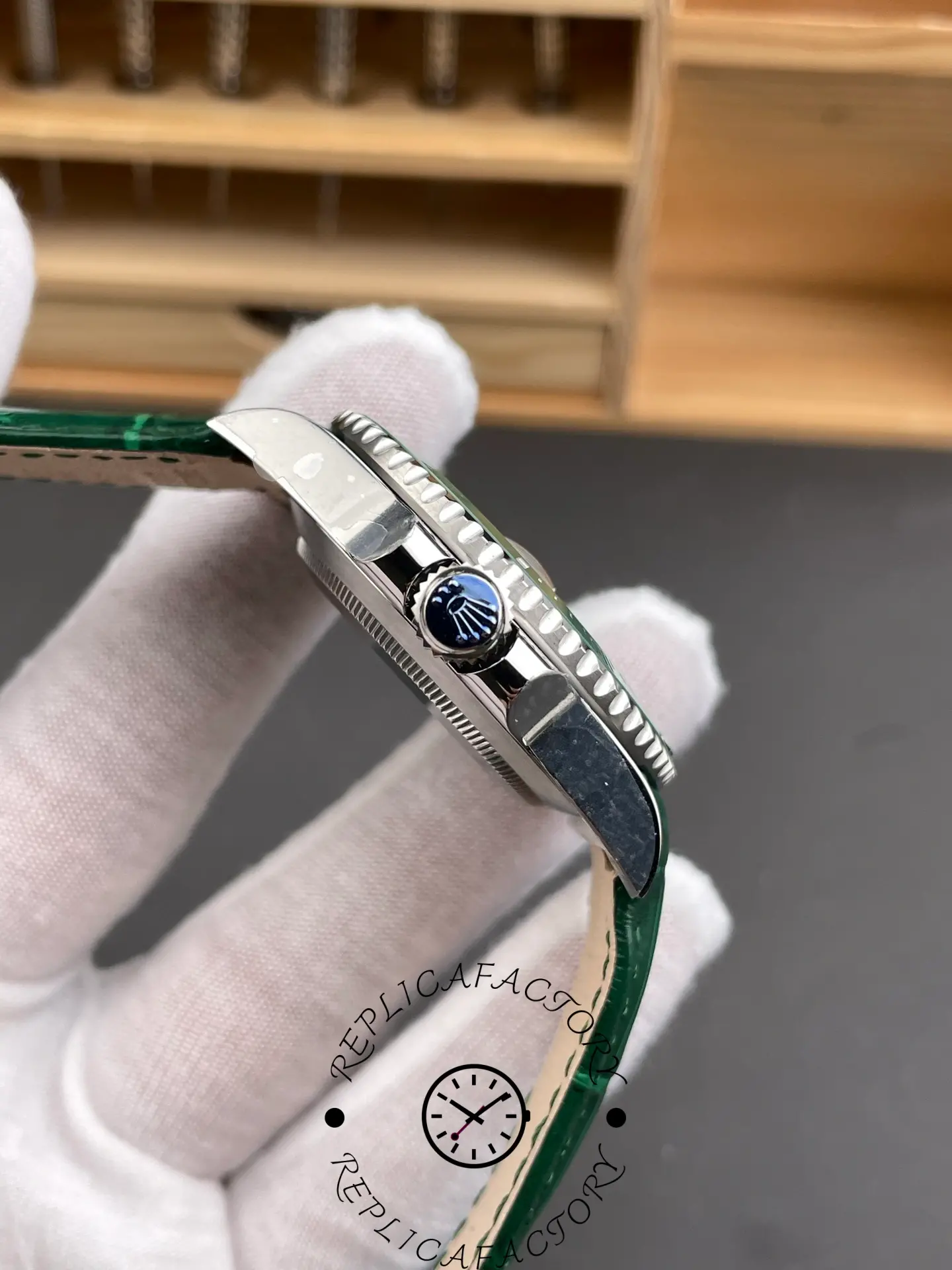 Rolex Submariner 116610LV 1:1 Clone Green Dial Leather Strap