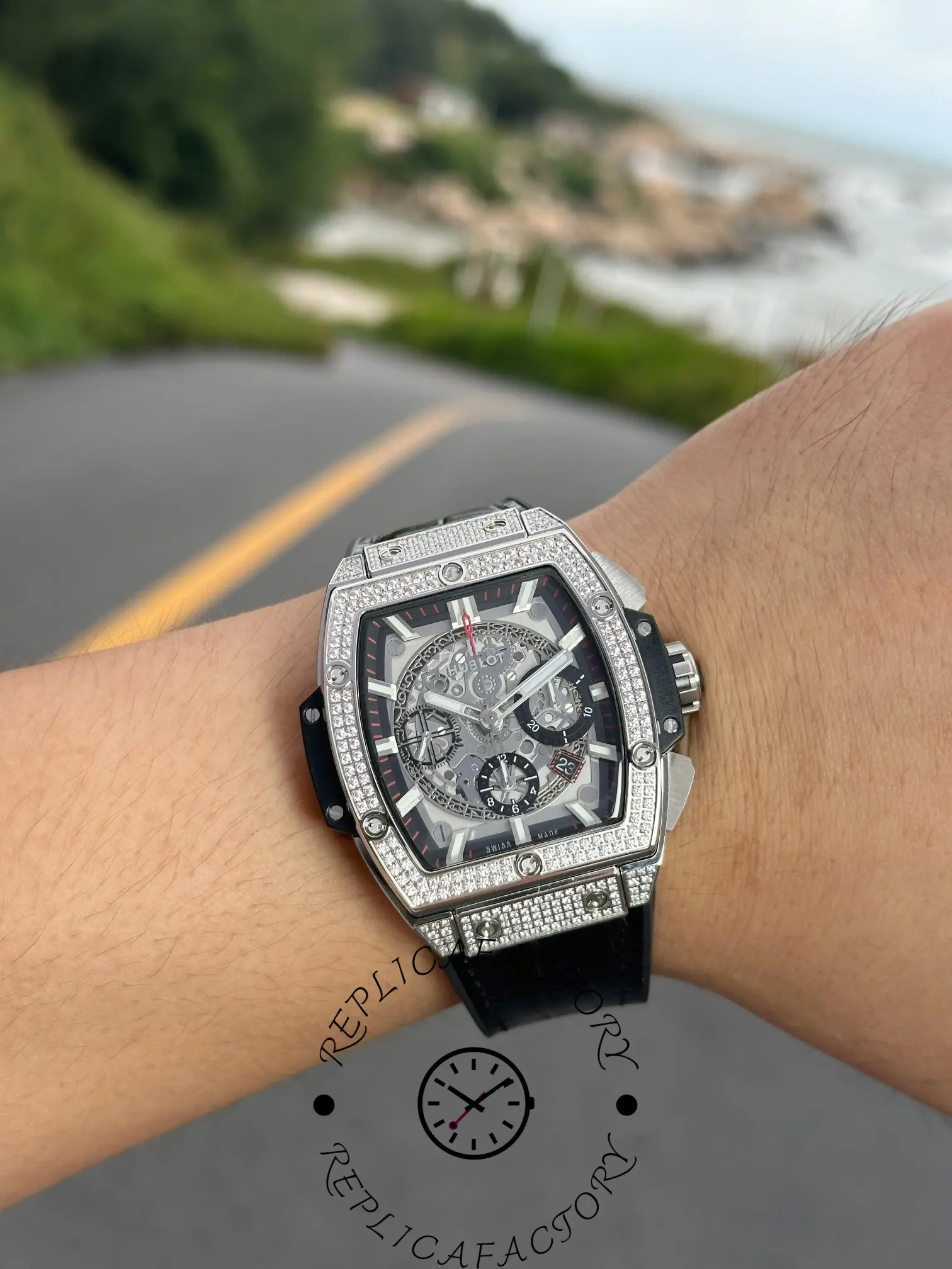 Hublot Spirit Of Big Bang 601.NX.0173.LR.1704 42mm