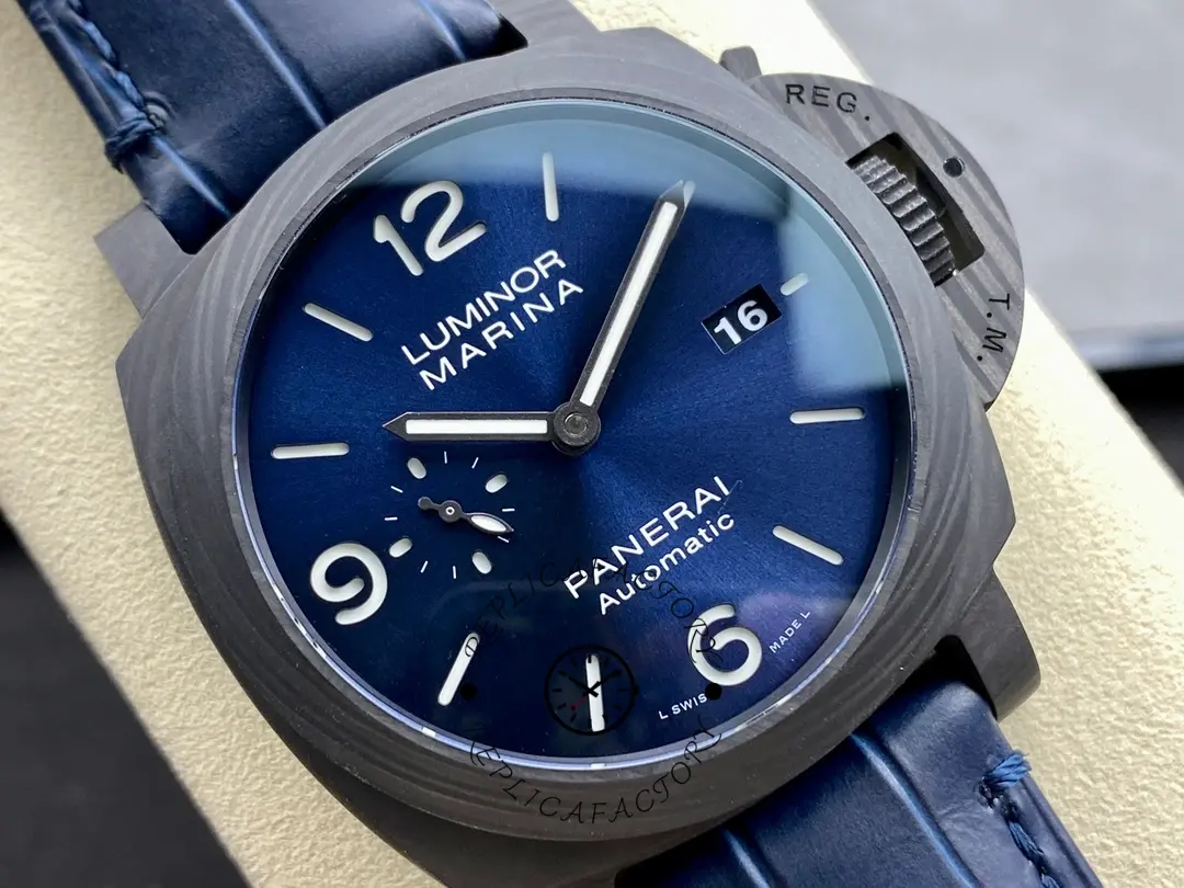 Replica Panerai PAM01664 Luminor Marina 3 Days Blue Dial 44MM Carbon Case
