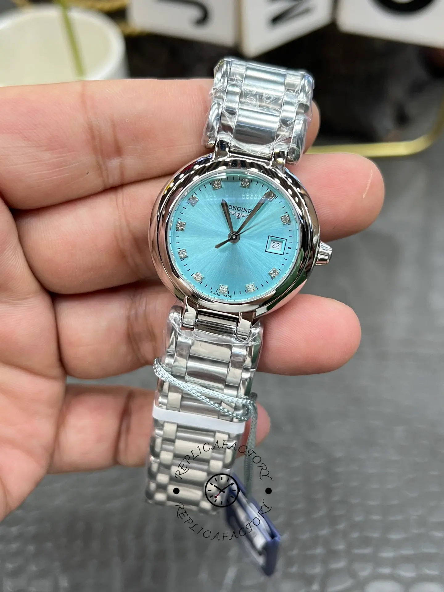 Longines PrimaLuna L8.122.4.90.6 1:1 Clone 30mm Quartz Blue Diamond Dial