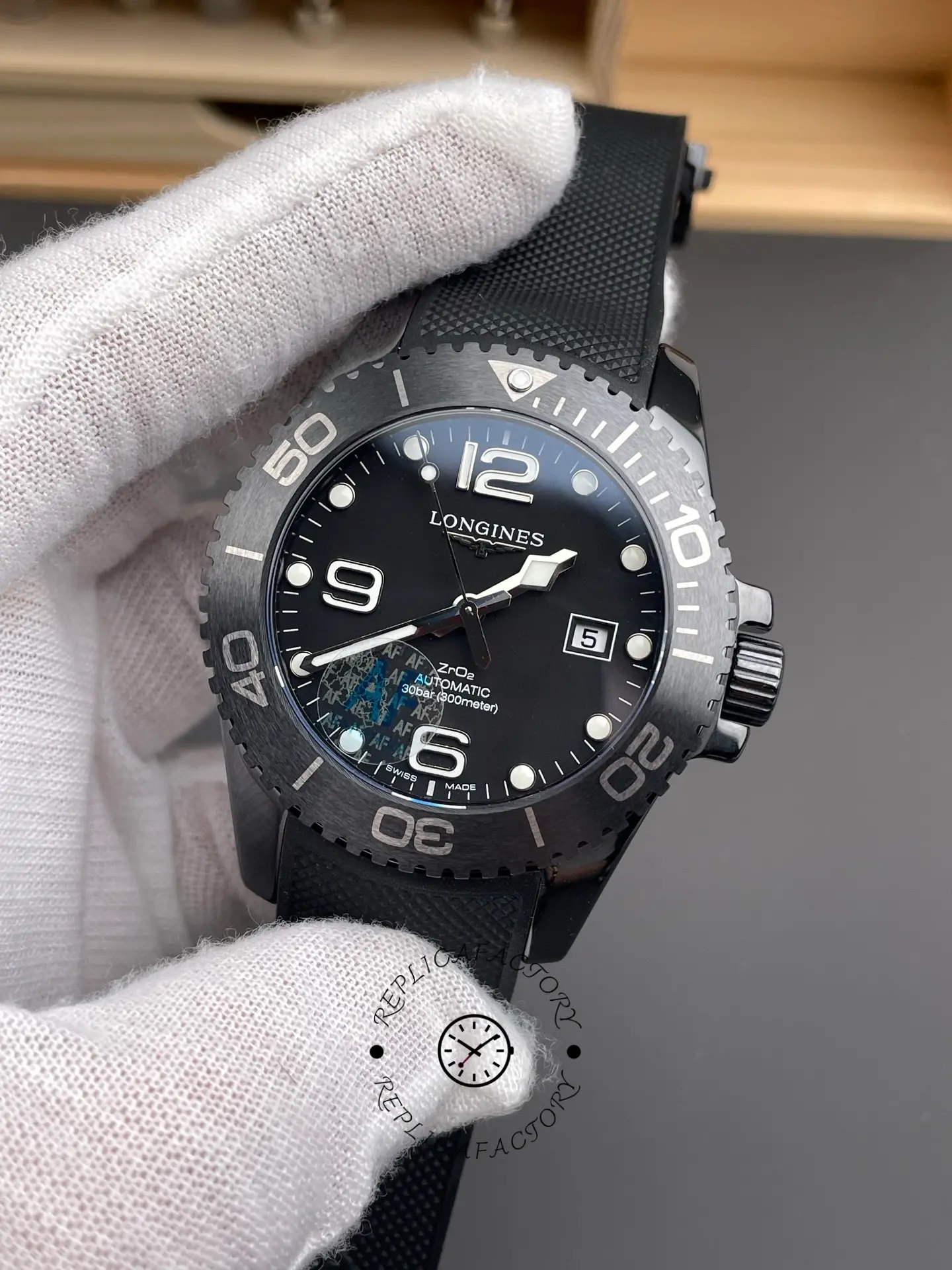 1:1 Clone Longines HydroConquest L3.784.4.56.9 43mm Rubber All-Black Ceramic