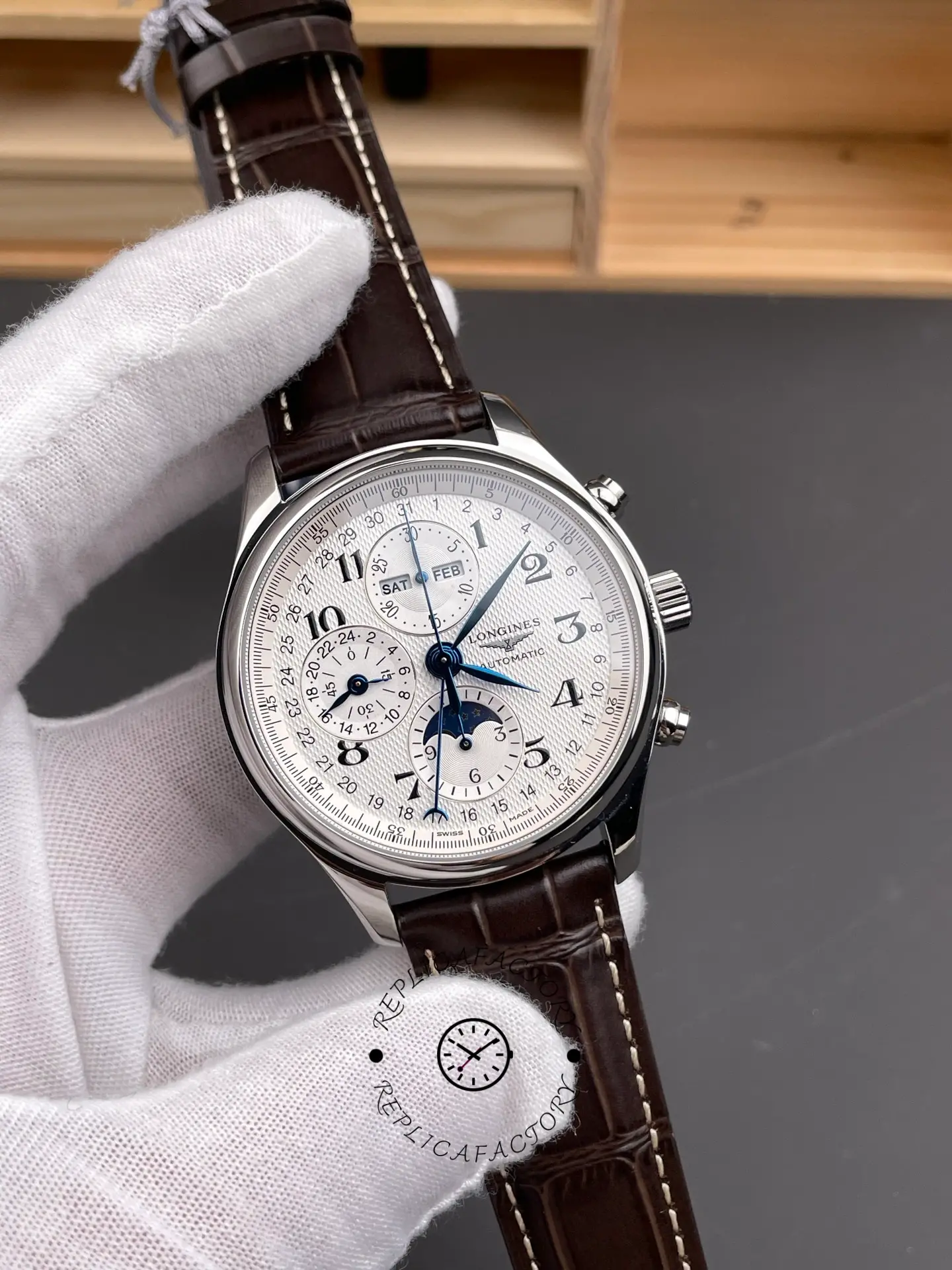 1:1 Clone Longines Master Collection L2.673.4.78.3 40mm Silver Leather Strap