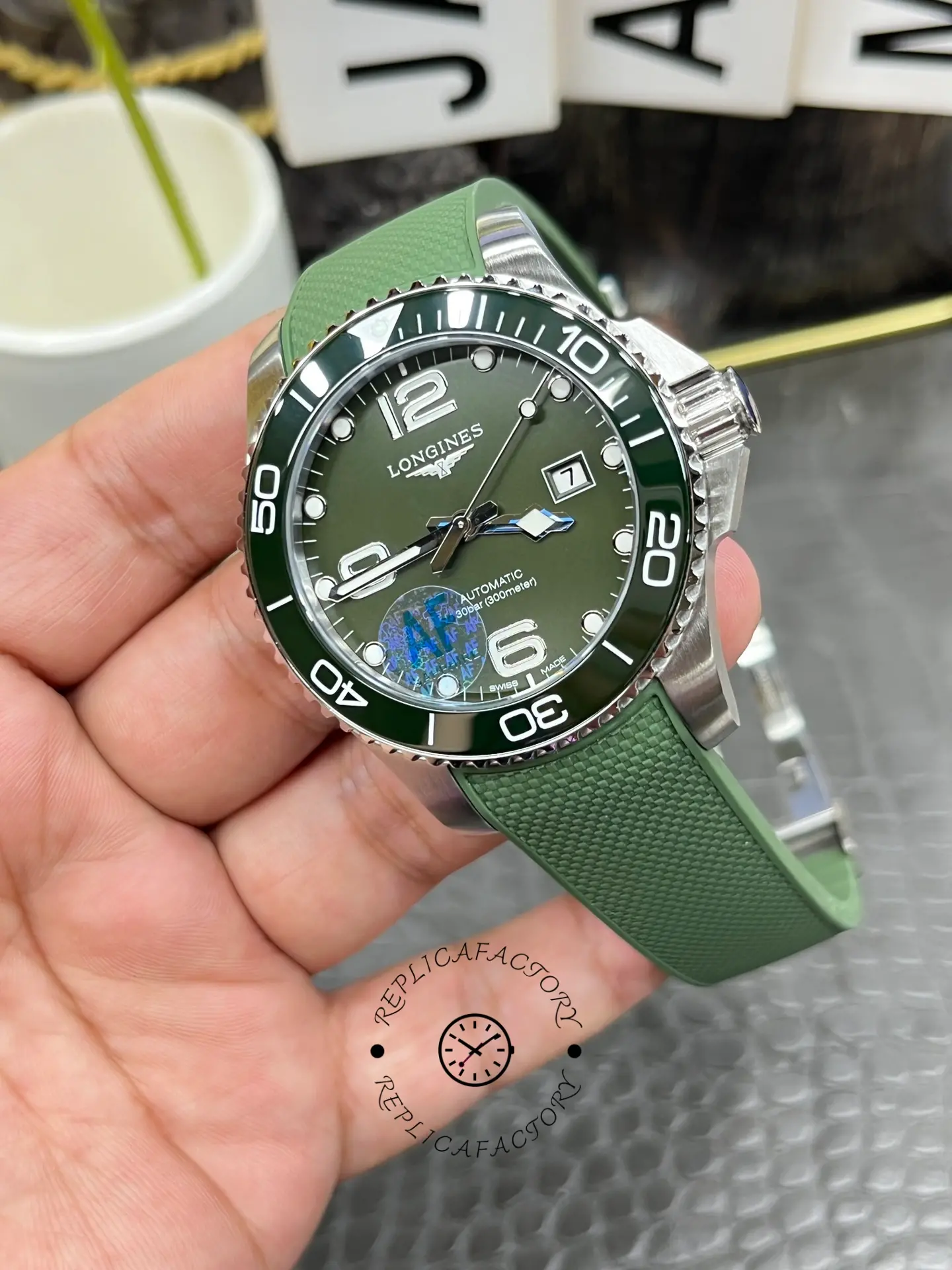 Best Longines HydroConquest Replica L3.782.4.06.9 43mm Green Ceramic