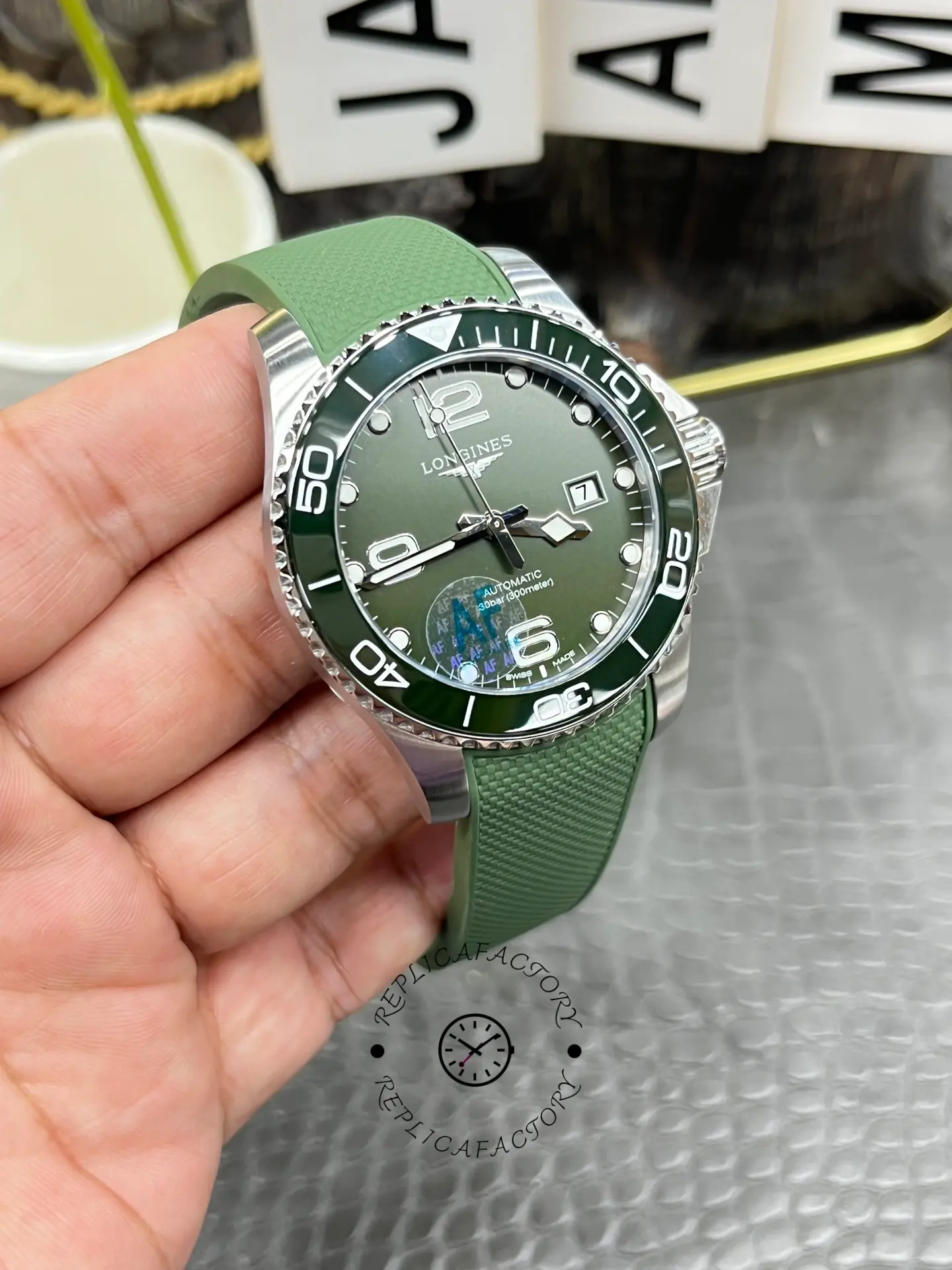 Best Longines HydroConquest Replica L3.782.4.06.9 43mm Green Ceramic