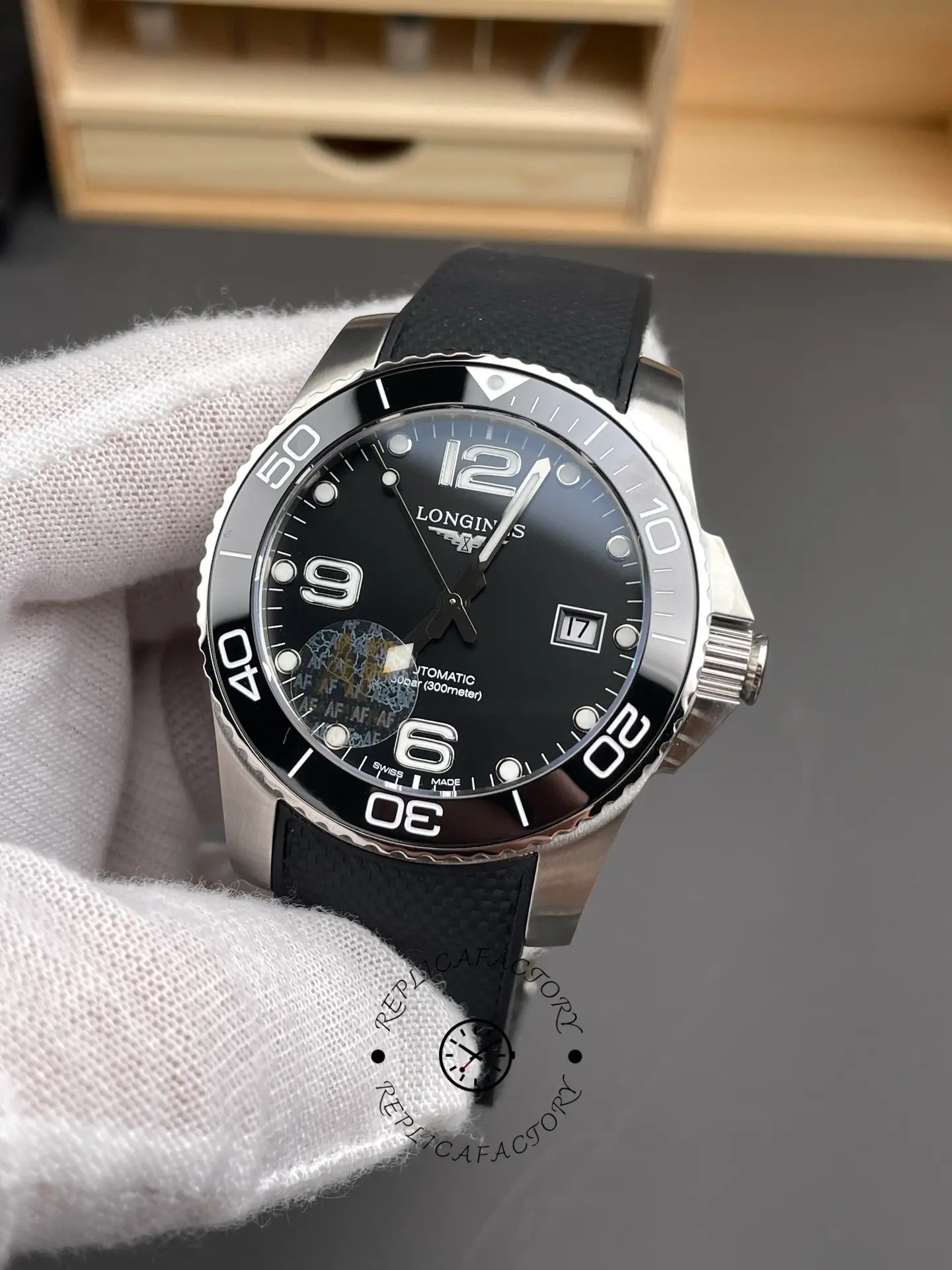 Longines HydroConquest 43mm Rubber Strap Replica L3.782.4.56.9 Black Dial