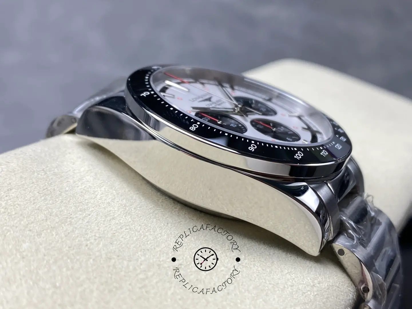 Replica Longines Conquest 42mm Panda Dial L3.835.4.72.6 904L Stainless Steel