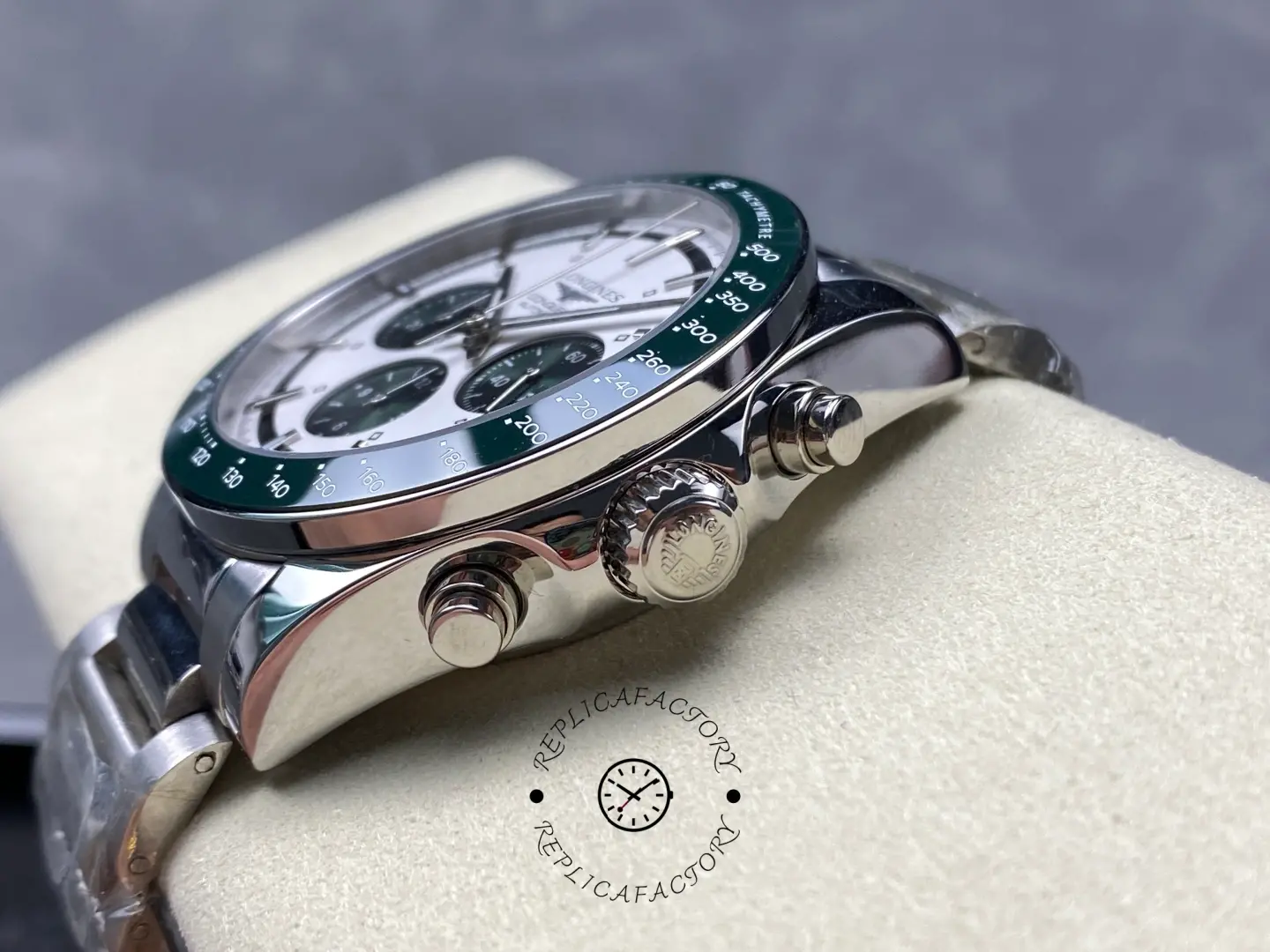 Longines Conquest L3.835.4.02.6 Chrono Steel 42mm Silver-Green Dial Replica