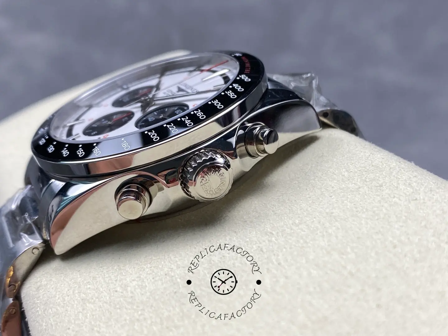 Replica Longines Conquest 42mm Panda Dial L3.835.4.72.6 904L Stainless Steel