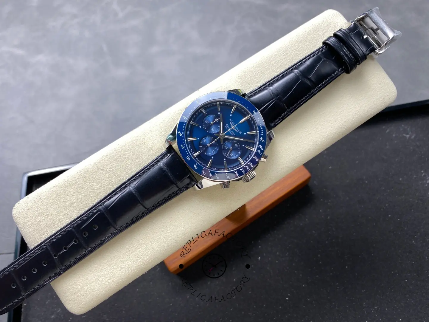 Longines L3.835.4.92.6 Conquest 42 Ceramic 1:1 Clone Tachymeter Chronograph