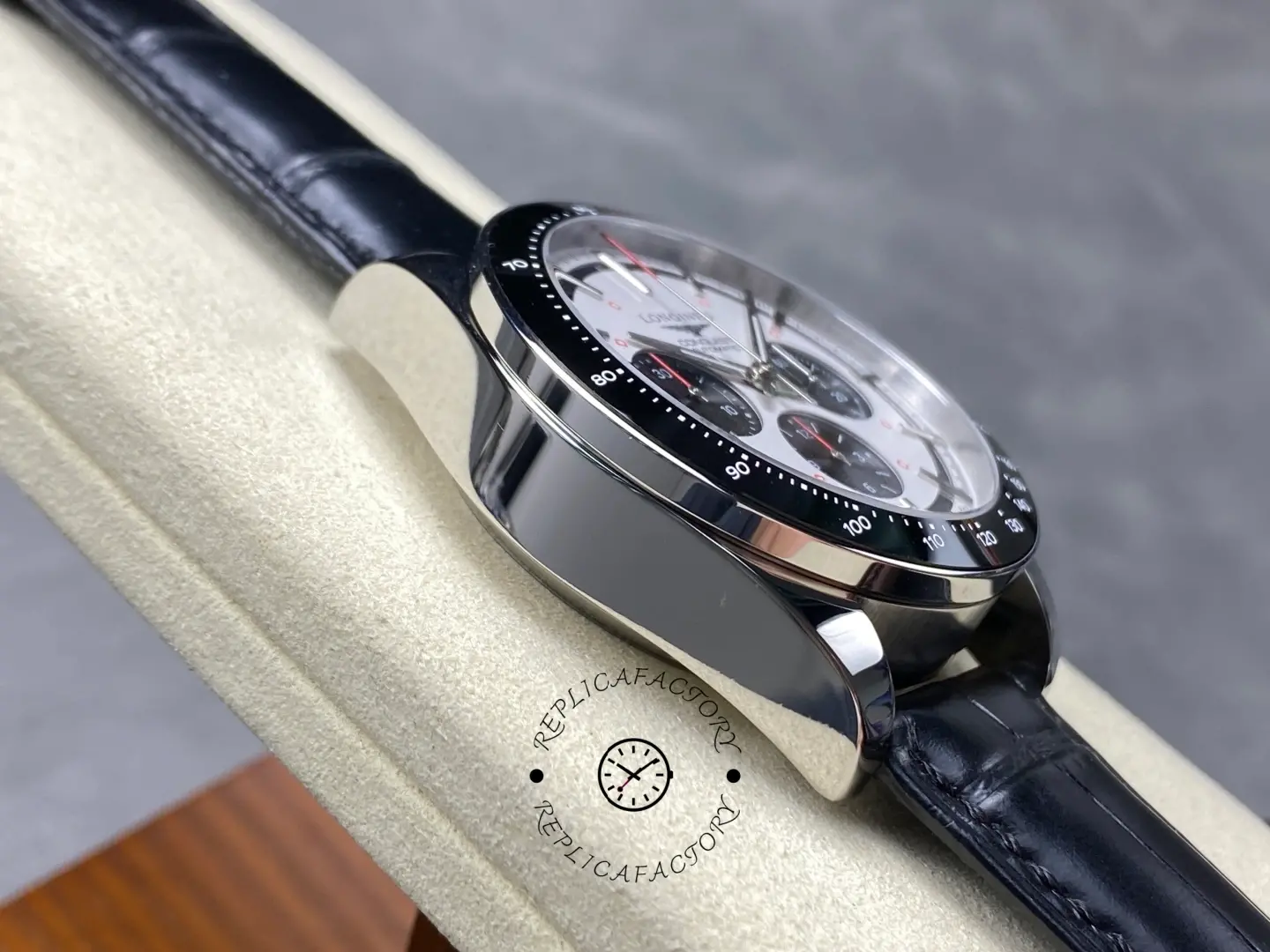 Longines L3.835.4.72.6 Conquest Chronograph 42 1:1 Clone Steel Watch