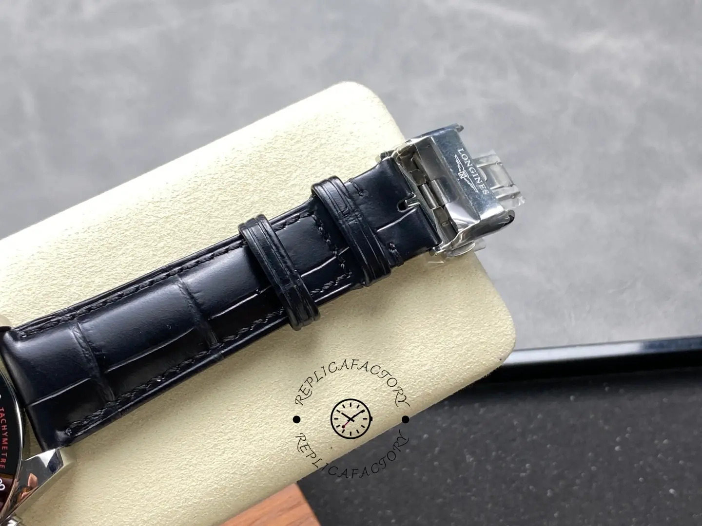 Longines Conquest L3.835.4.52.6 Black Leather Strap Chronograph 42MM 1:1 Clone