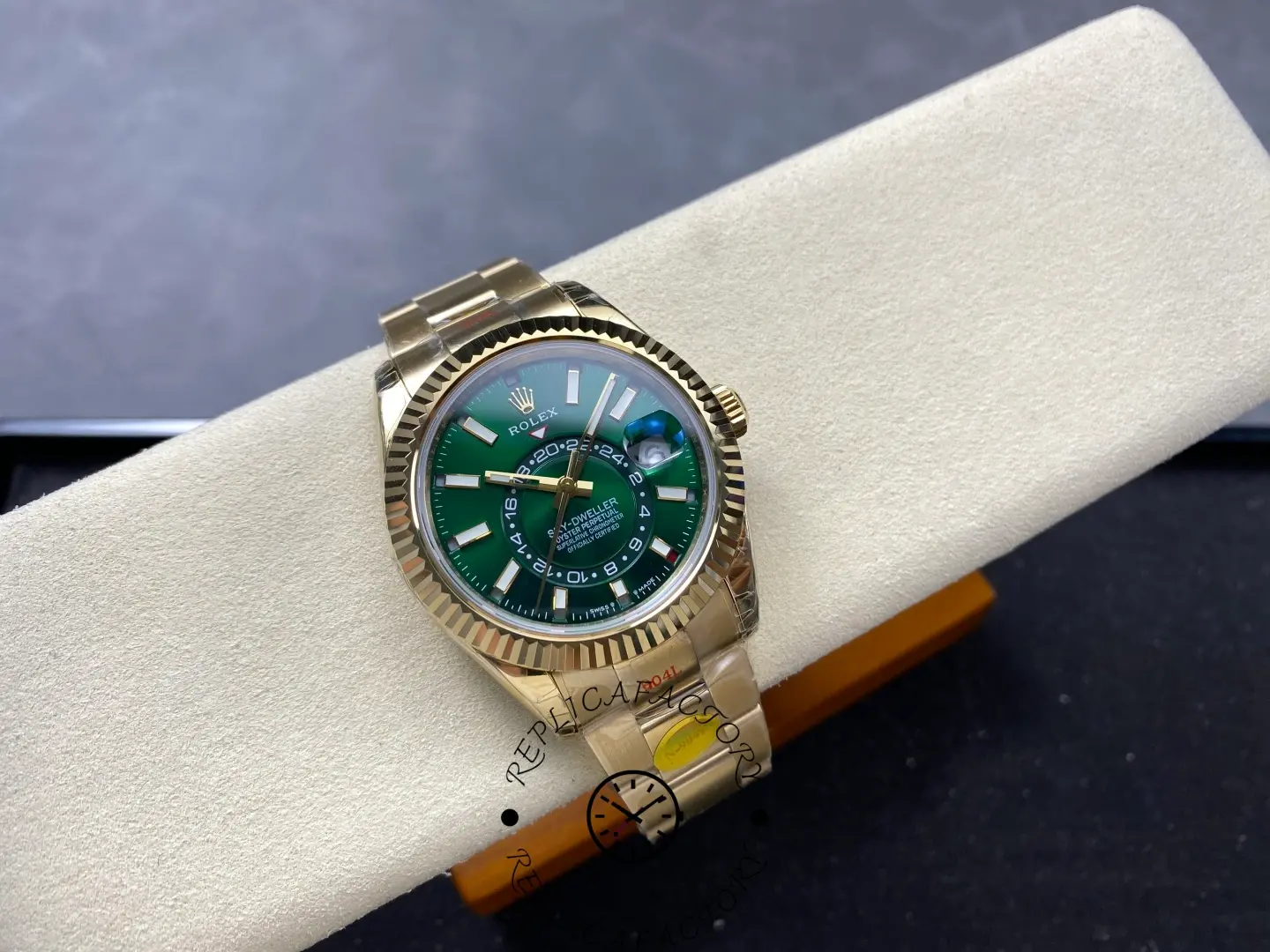 2025 Rolex Sky-Dweller 336938 1:1 Clone Green Dial Watch