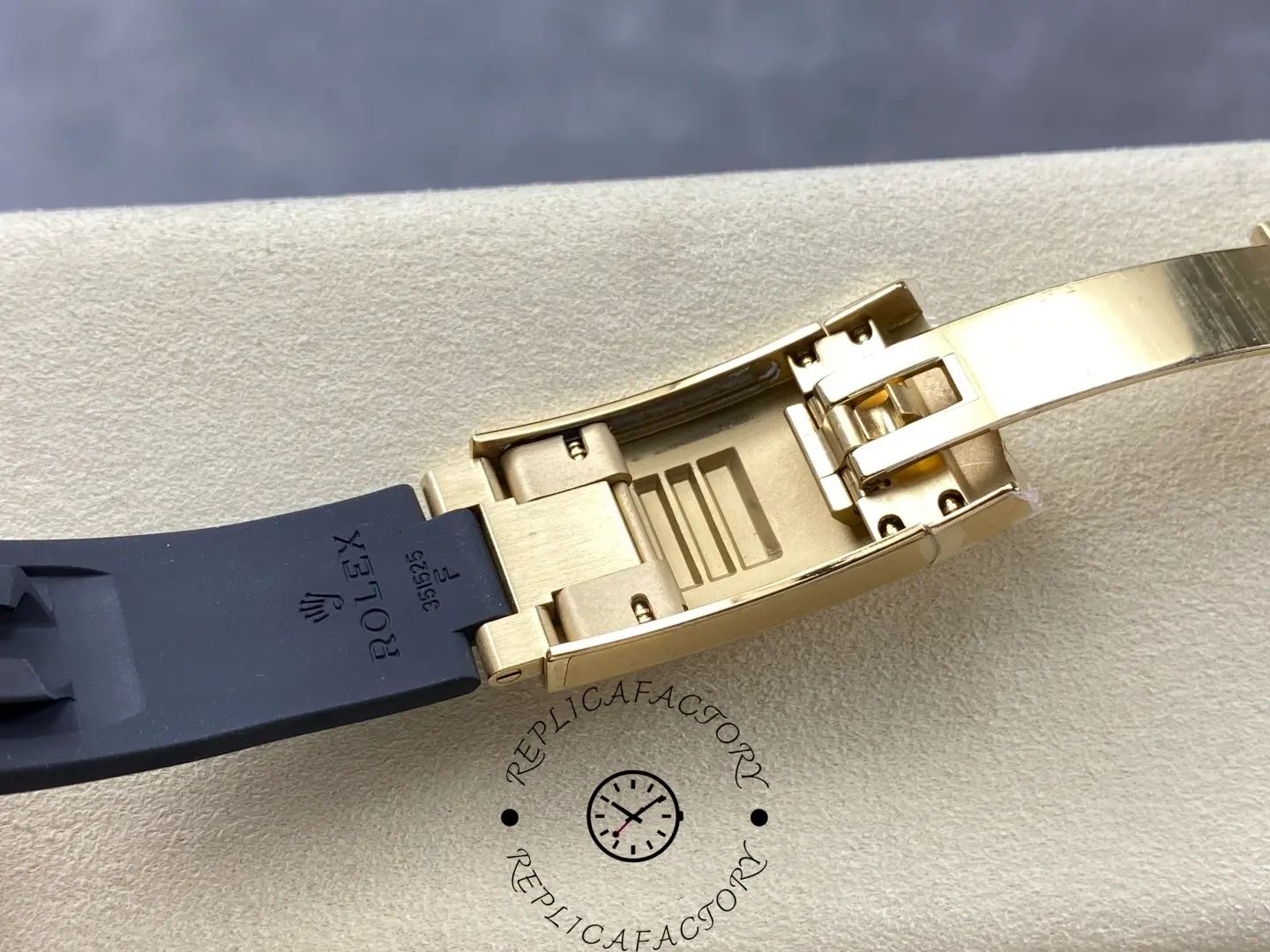 2025 Rolex Sky-Dweller 336238-0004 1:1 Clone Green Dial