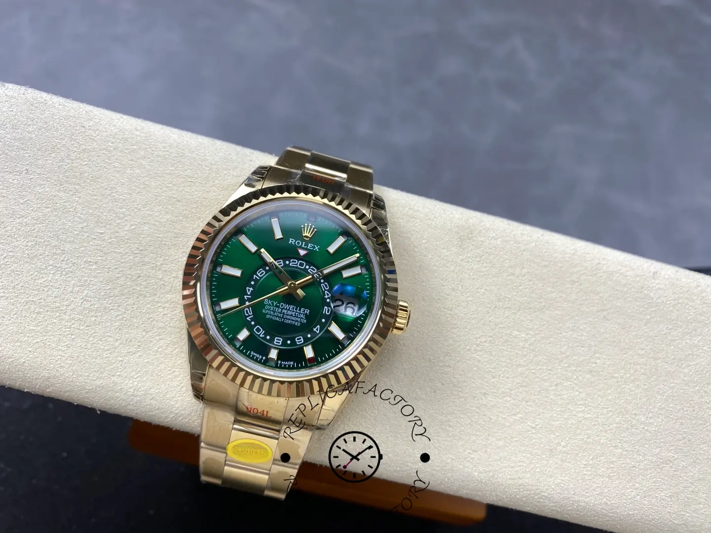 2025 Rolex Sky-Dweller 336938 1:1 Clone Green Dial Watch