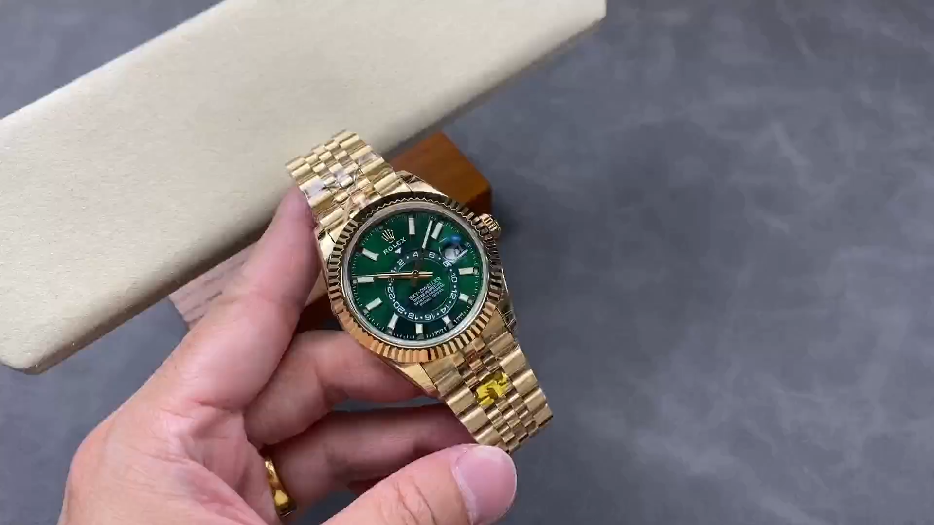 2025 Rolex Sky-Dweller m336938-0008 1:1 Clone Green Dial