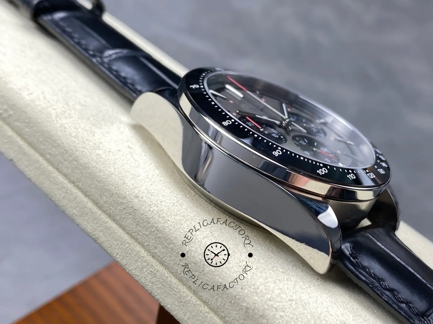 Longines L3.836.4.52.9 Conquest 42MM Gray Dial Replica Leather Strap Chronograph