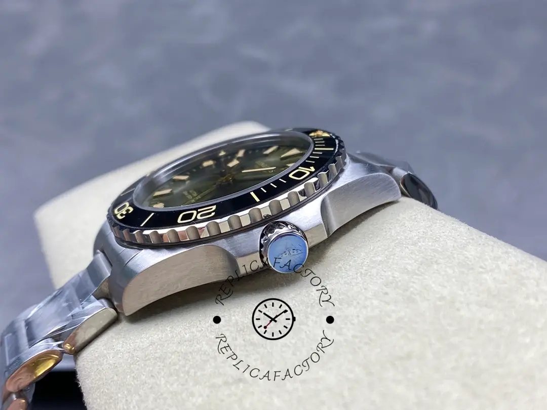 Longines L3.790.4.06.6 HydroConquest GMT 41 Green Dial 1:1 Clone Dive Watch