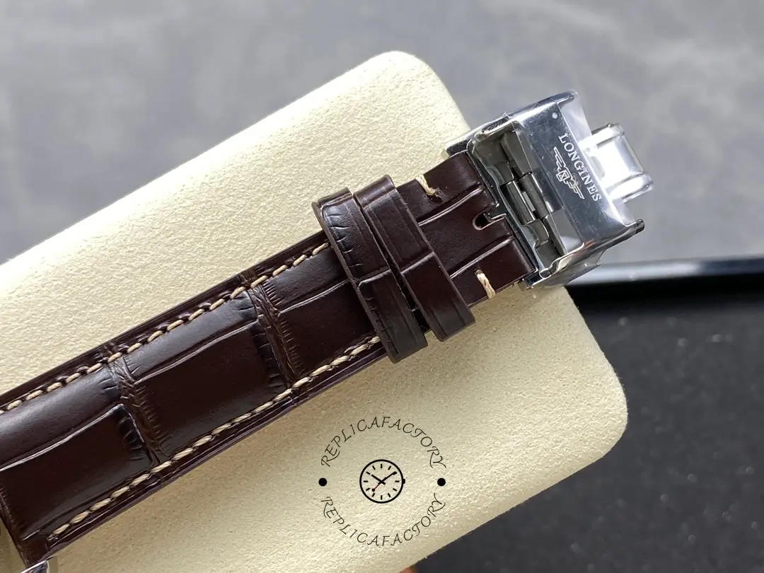 Longines Master Collection Replica Brown Leather Strap L2.773.4.71.2 Chronograph 42MM