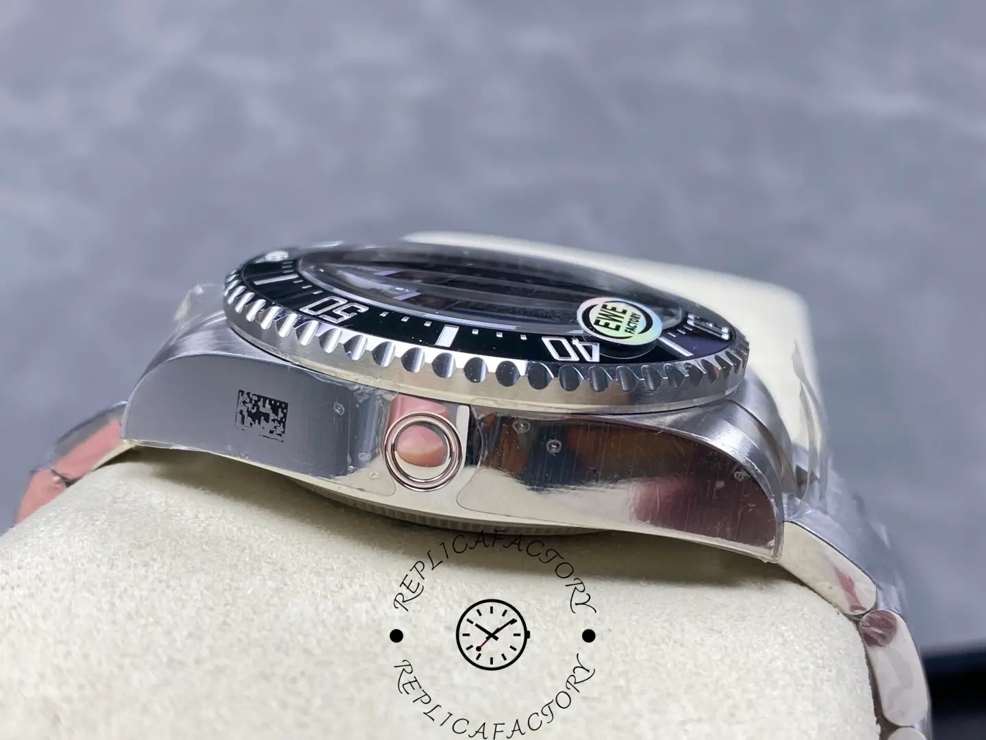 Rolex Deepsea 136660-0006 1:1 Clone 44 Black Dial